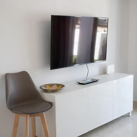 Taheli Riverside Townhouse In Tourist Area Paphos Exterior photo